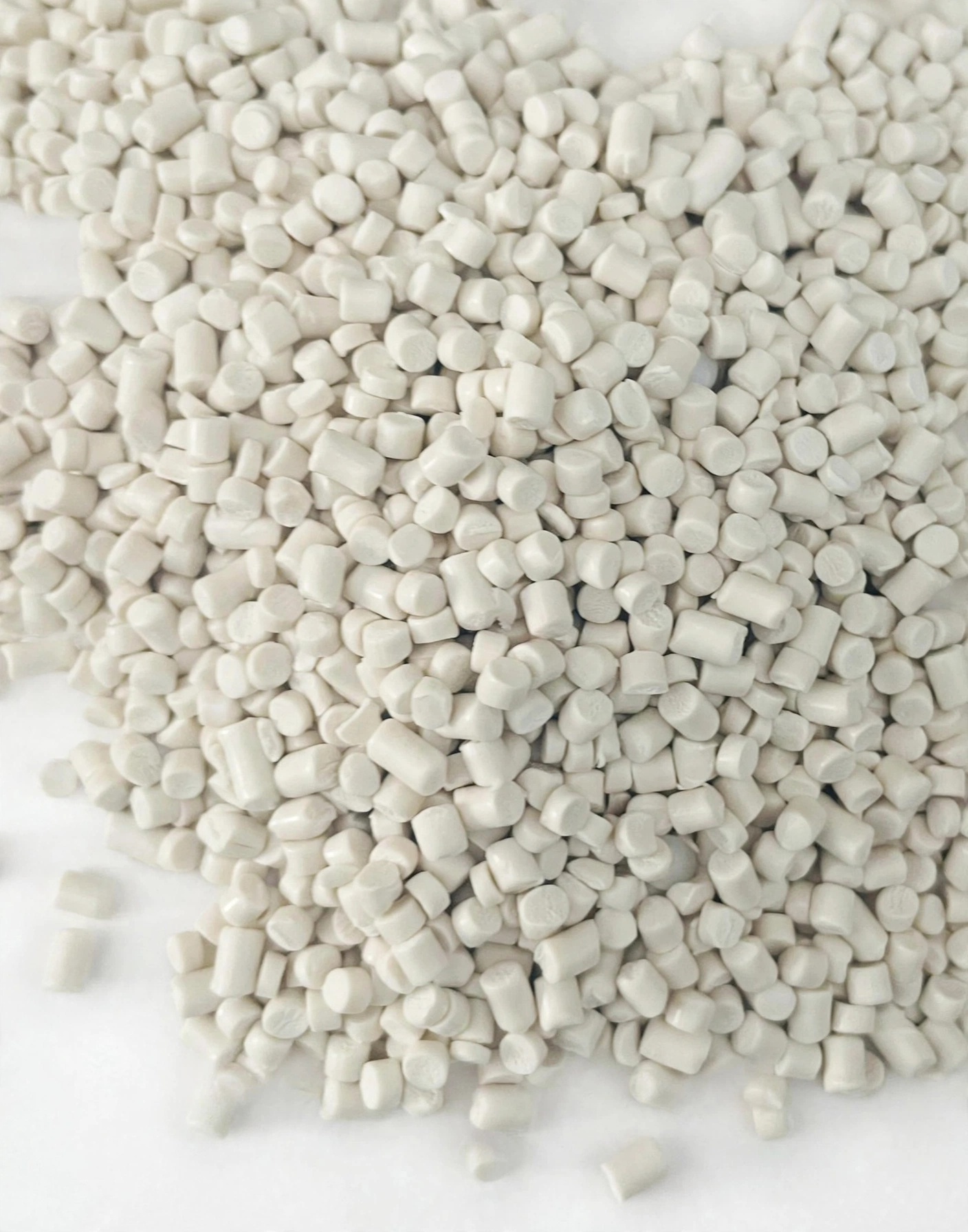 biodegradable_plastic_granules